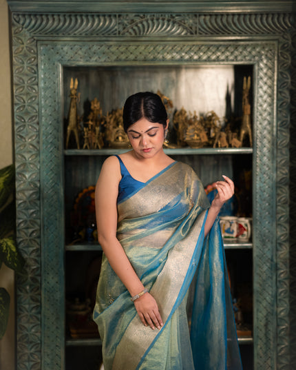 Crushed tissue saree