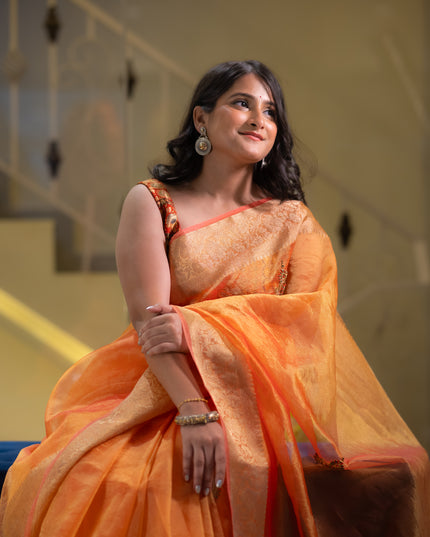 Crushed tissue saree