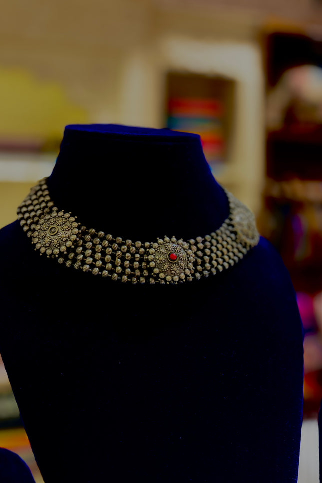 Silver replica choker