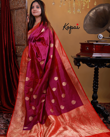Katan benarasi saree with magenta red and kurwa boarder