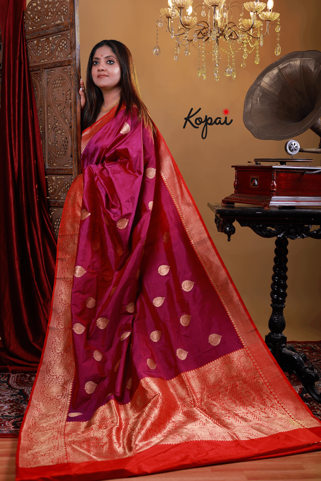 Katan benarasi saree with magenta red and kurwa boarder