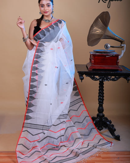 Muslin jamdani saree with white temple border