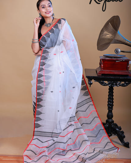 Muslin jamdani saree with white temple border