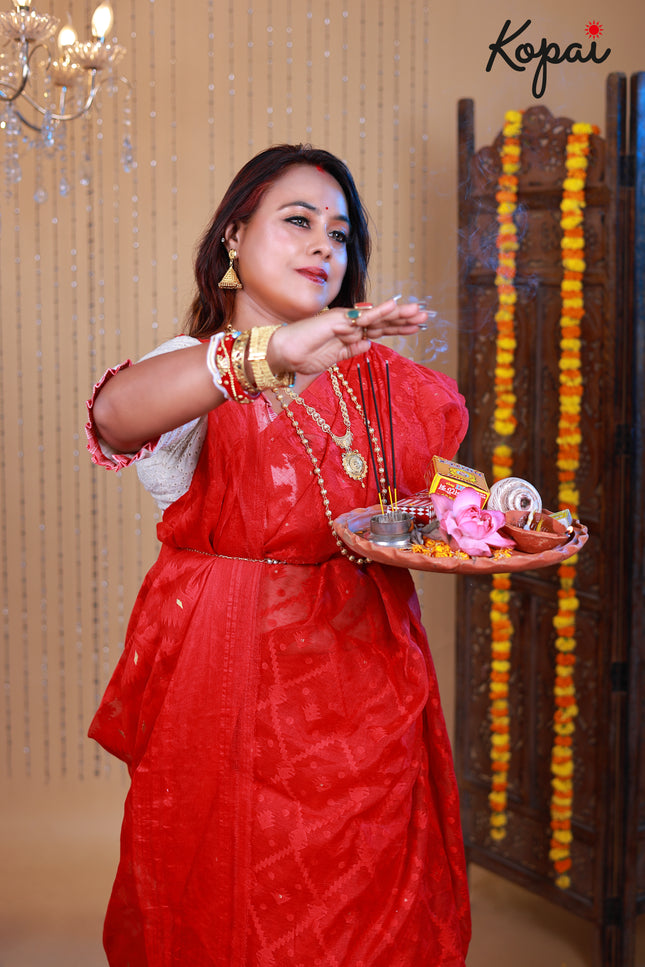 Dhakai jamdani red soft saree