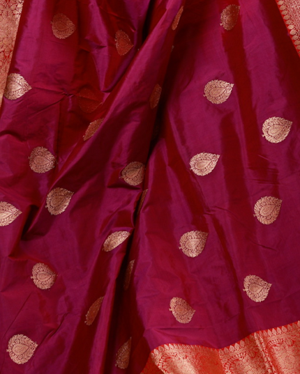 Katan benarasi saree with magenta red and kurwa boarder