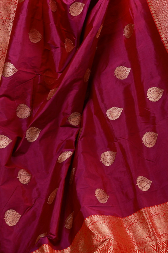 Katan benarasi saree with magenta red and kurwa boarder